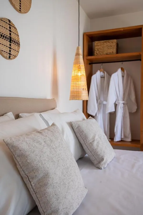 Thea Beachfront Suites In Lourdas Beach 劳德哈塔 0*,